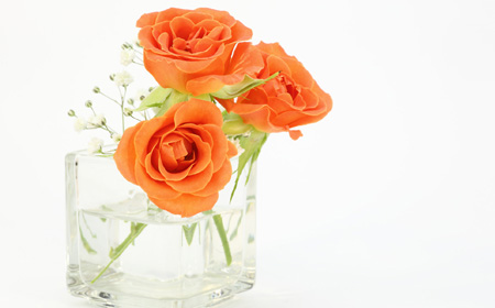 ガラスのフラワーベース