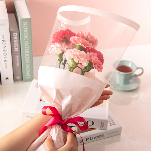 ピンク色のカーネーションの花束「いつもありがとう」